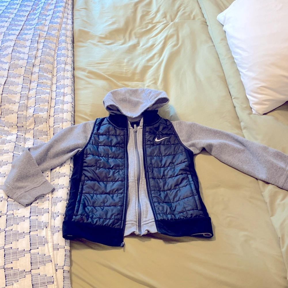 Kids Nike Zip Up and Nike Vest bundle - Picture 1 of 12